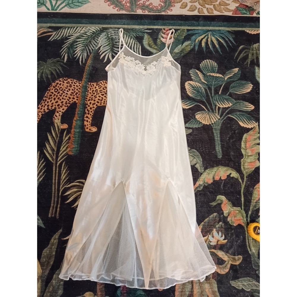 VTG Koret White Satin Mesh Lace Nightgown Bridal Fairycore Slip Dress M